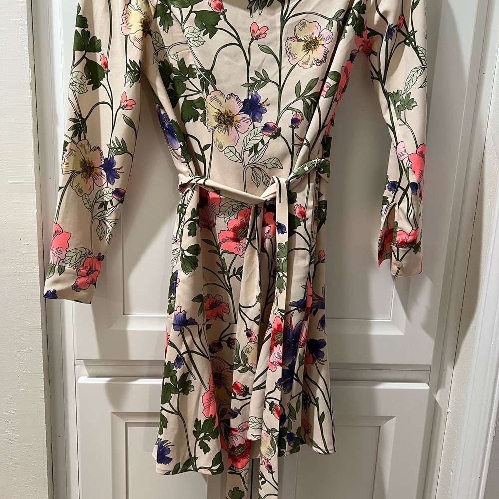 Express Floral Print Dress - Picture 2 of 3